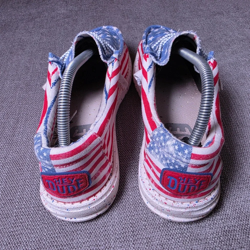 Hey Dude Wally Patriotic Mens 10 Red White Blue Stars and Stripes 40001-9C8